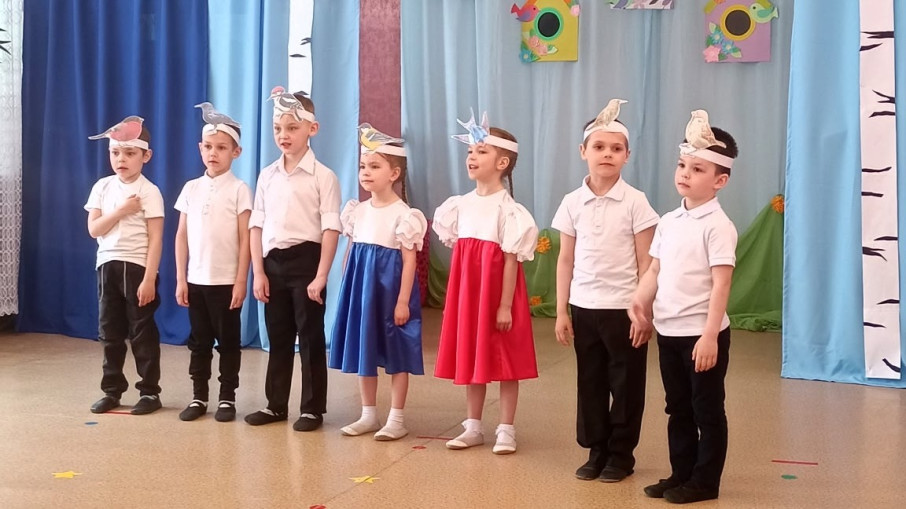 Весенние утренники.